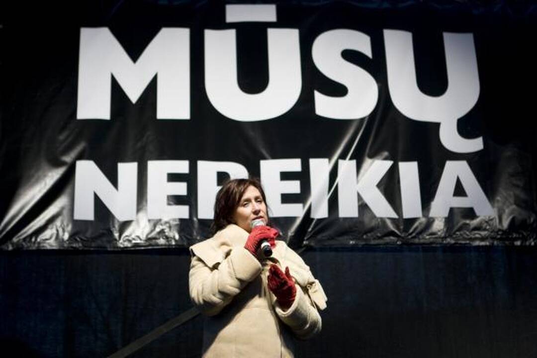 Atlikėjai protestą išreiškė dainomis