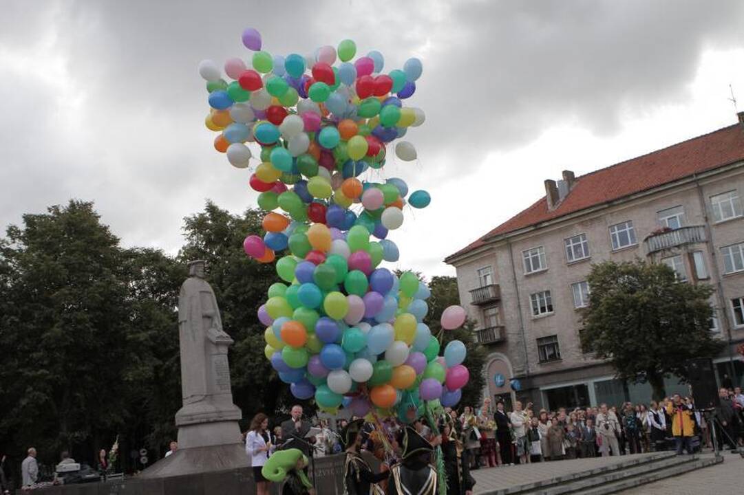 Klaipėdos moksleiviai rinkosi į Pirmąją pamoką