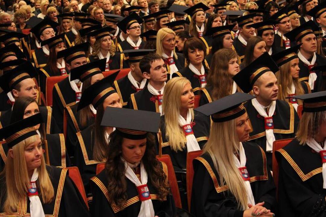 Magistro diplomas Kaune įteiktas ir „X faktoriaus“ nugalėtojai 