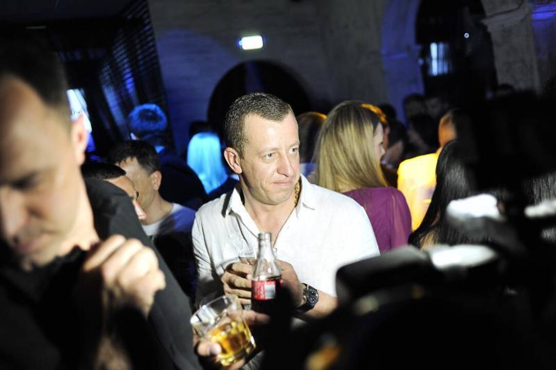 Naktinio klubo „Macao Open Air“ atidaryme – įžymybių desantas