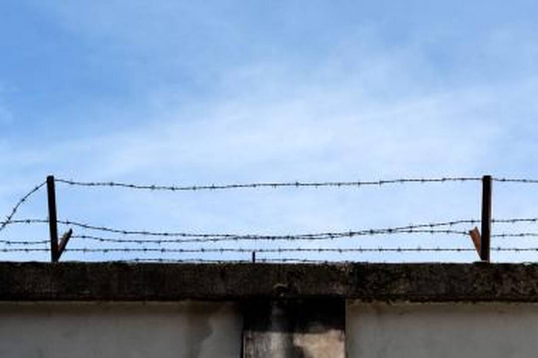 Nusikaltėlis įkliuvo grįždamas į kalėjimą