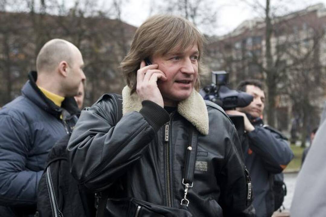 Atlikėjai protestą išreiškė dainomis