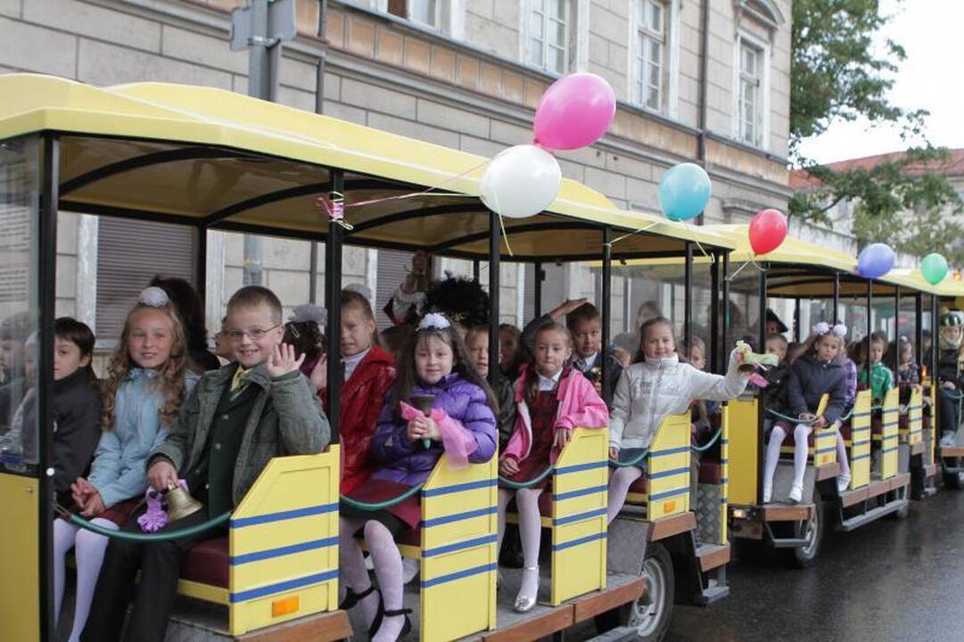 Klaipėdos moksleiviai rinkosi į Pirmąją pamoką
