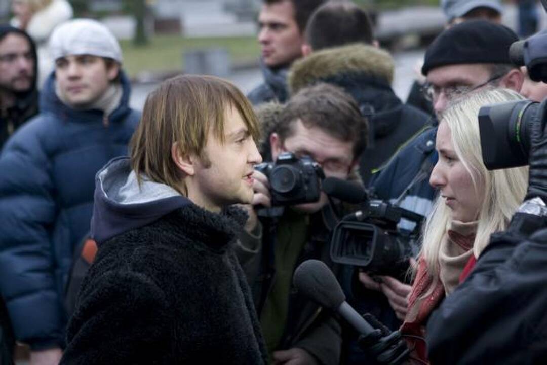 Atlikėjai protestą išreiškė dainomis