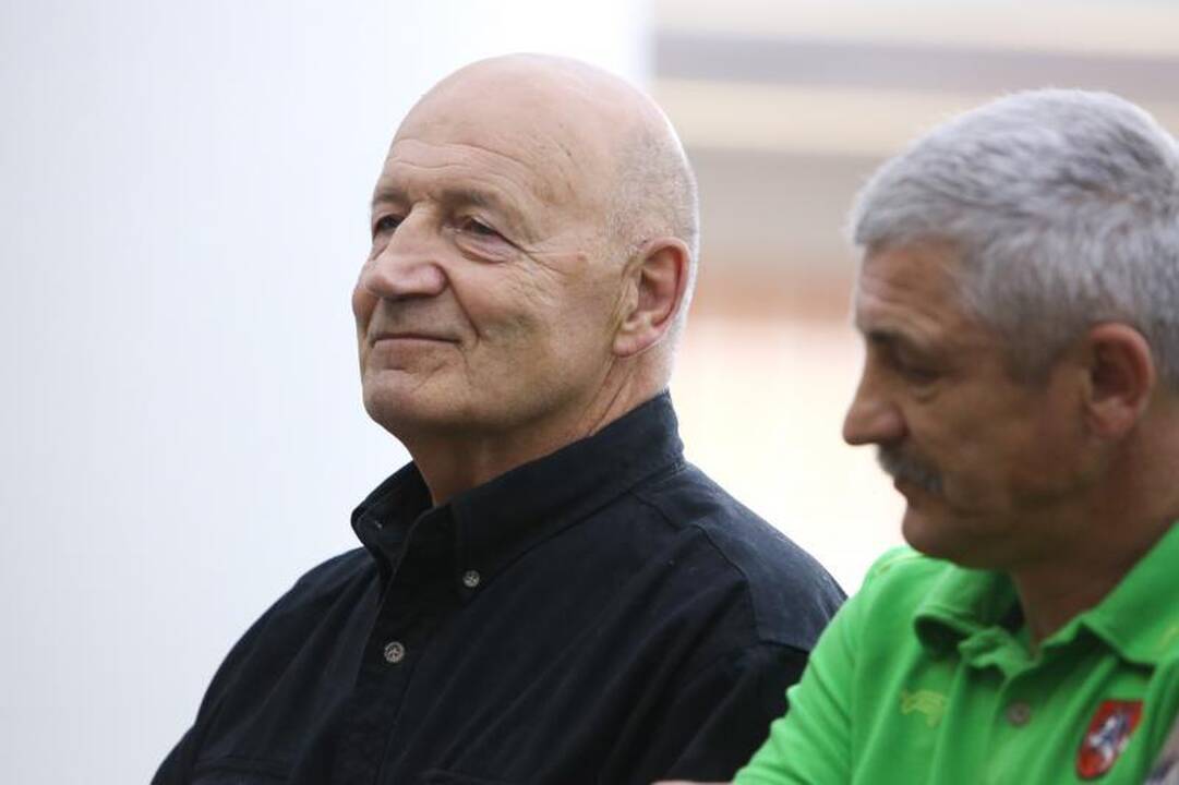Medalius iškovojusiems olimpiečiams įteiktos premijos