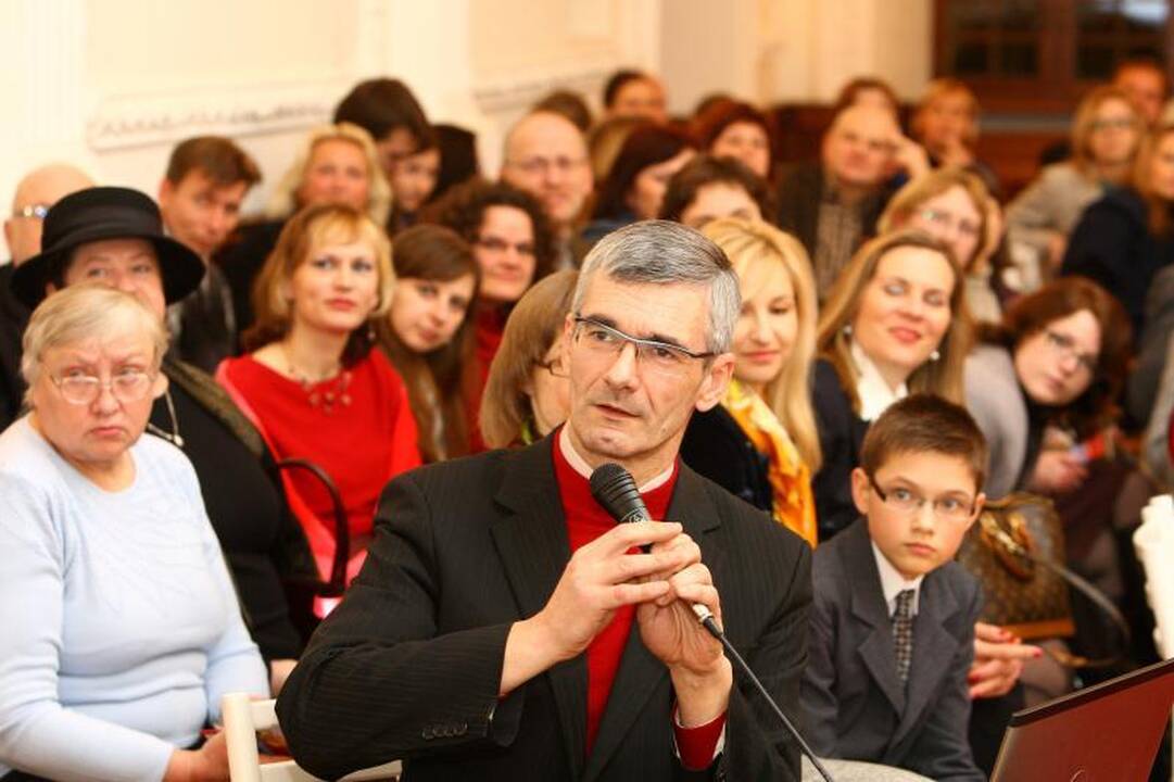 Kauno pilies bokštą papuoš 100 kg svorio vėtrungė