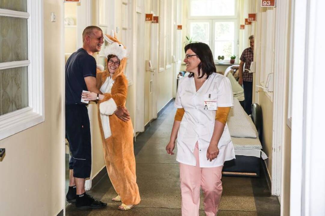 Kauno klinikose išplito apsikabinimų virusas