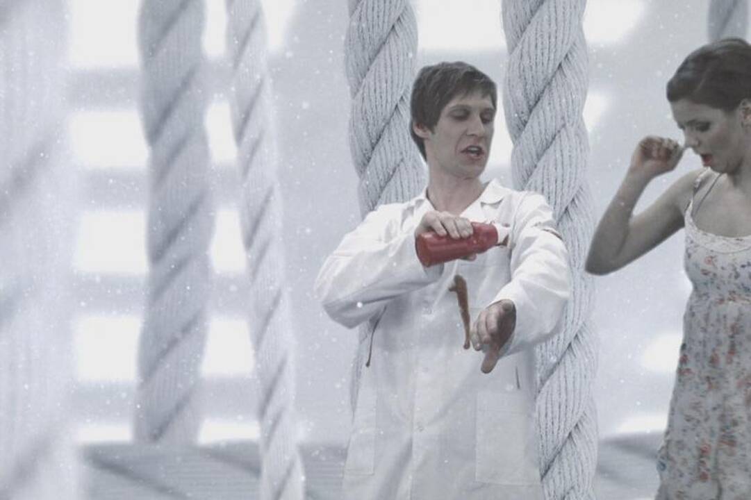 Dileta Meškaitė prieš TV kameras nepabūgo nusimesti drabužių