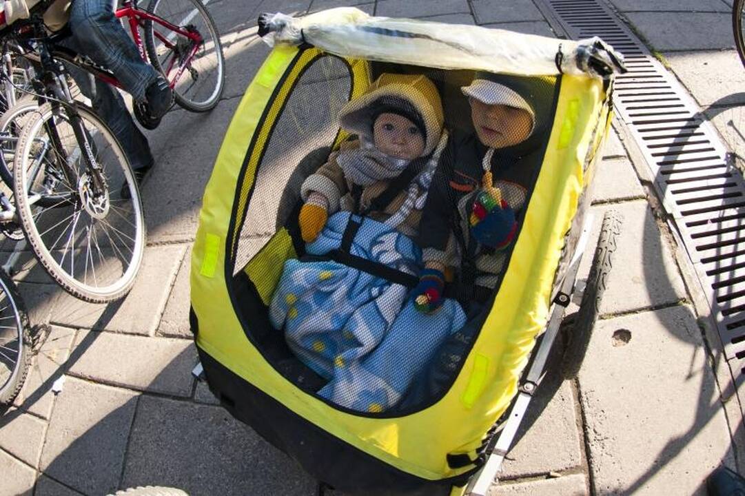 Sekmadienį Kaune dviratininkai rinkosi į paradą