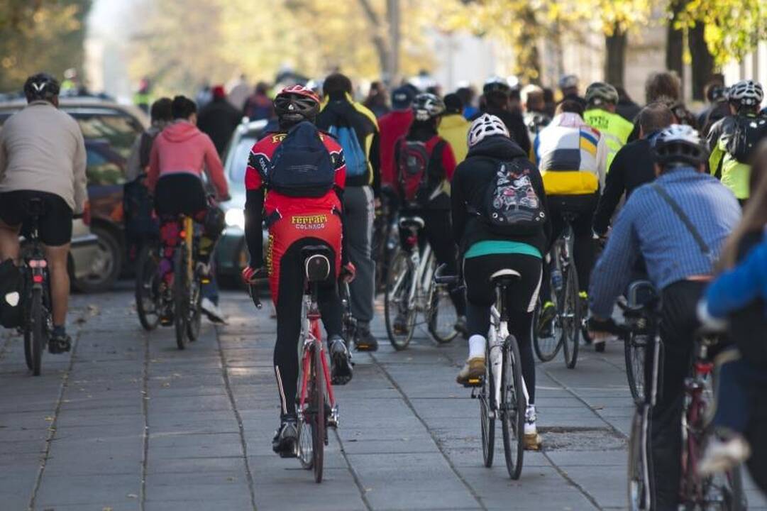 Sekmadienį Kaune dviratininkai rinkosi į paradą