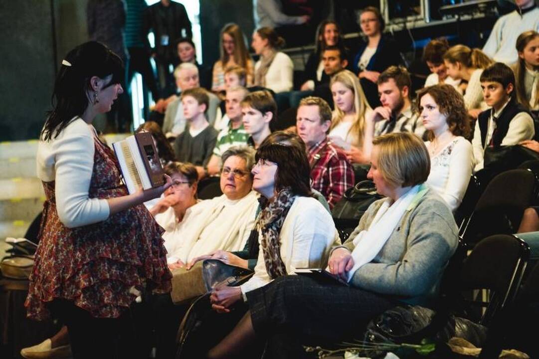 Gerbėjams knygą pristatęs J. Plaza: ar tikrai gyvenate savo gyvenimą?