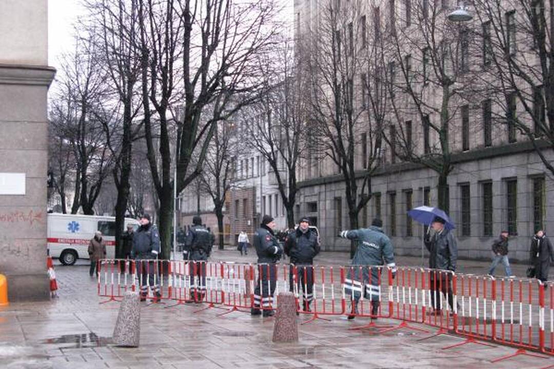 V.Šustausko mitingas praėjo be incidentų (atnaujinta 13.10 val.)