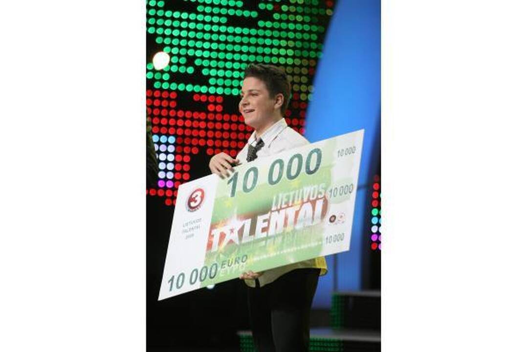 „Lietuvos talentas“ Mikas laimėtus pinigus skirs studijoms