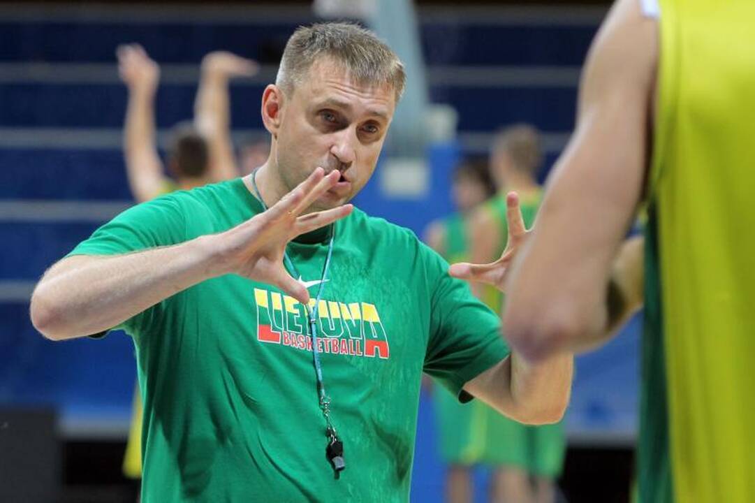 K. Lavrinovičius: liūdna dėl brolio, einu paverksiu