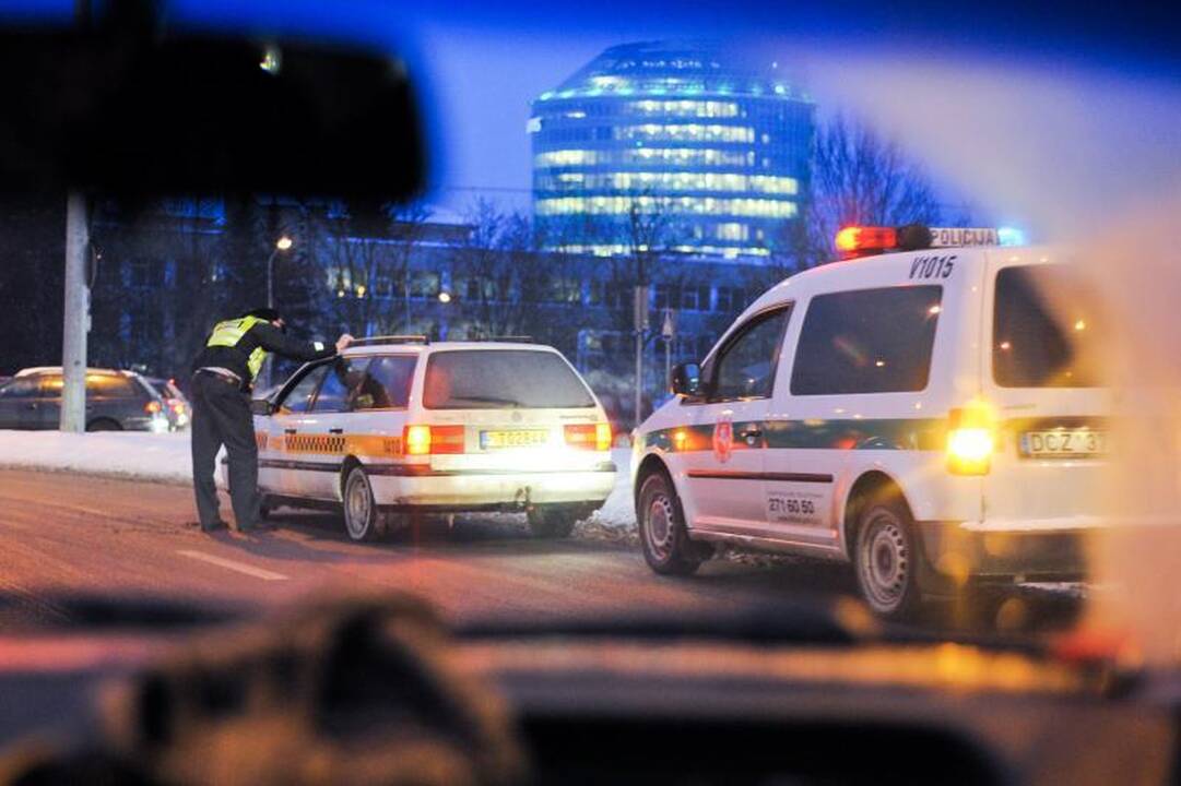 Policija baus protesto akcijoje dalyvavusius taksistus