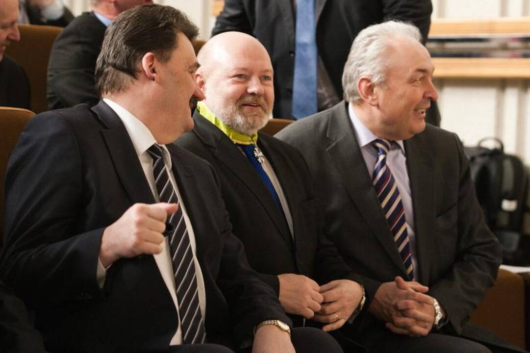 Ministras pirmininkas A.Kubilius apdovanojo klaipėdiečius