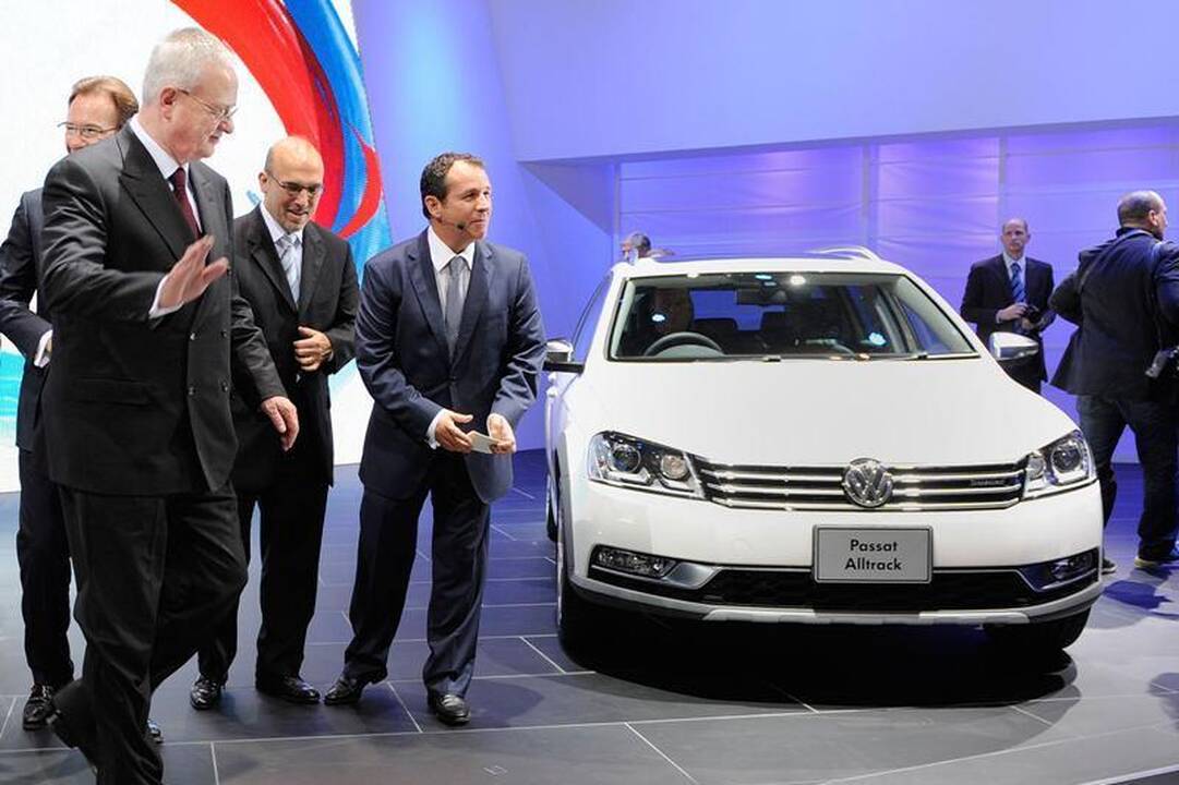 Tokijo automobilių paroda: kokios staigmenos laukia lankytojų?