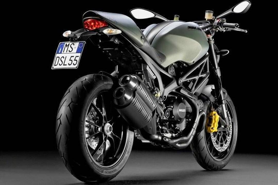 „Ducati“ akibrokštas - dyzelinis motociklas