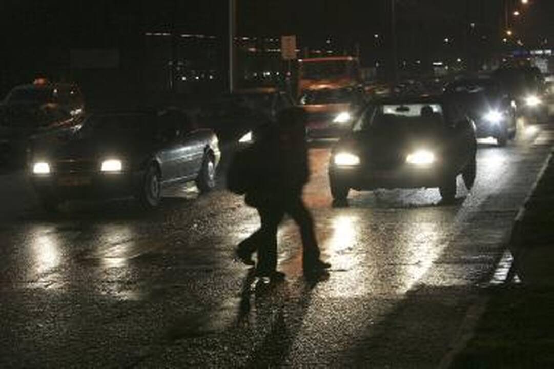 Perėja nesuteikia visiškos pirmenybės