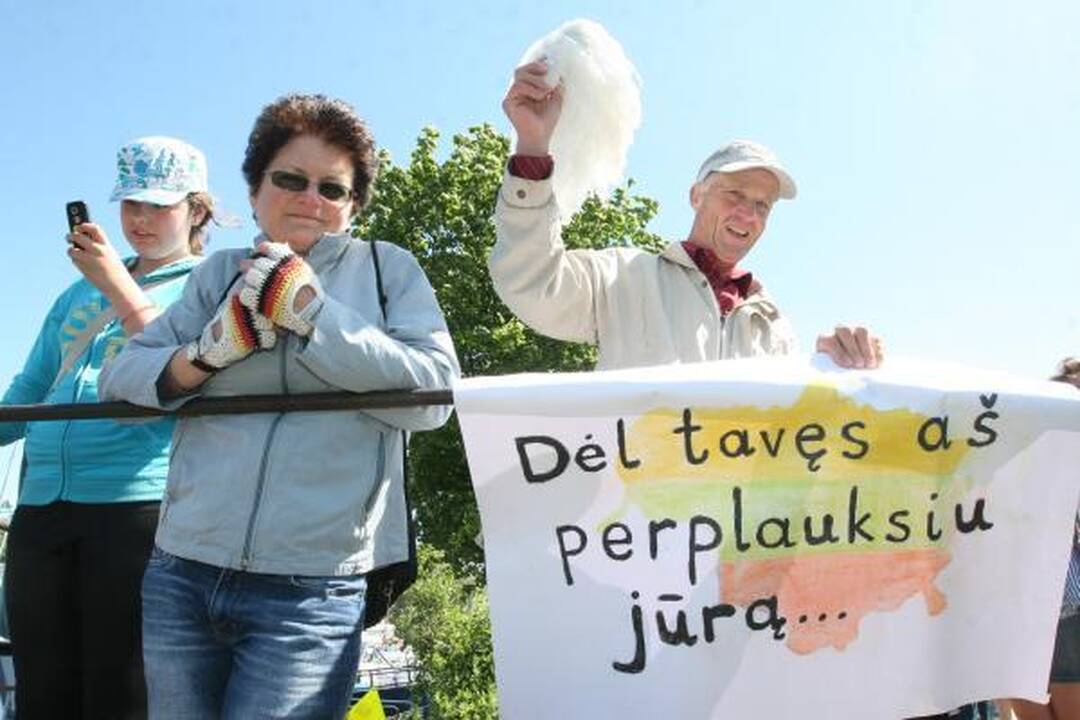 Baltijos jūrą baidarėmis perplaukę klaipėdiečiai grįžo namo