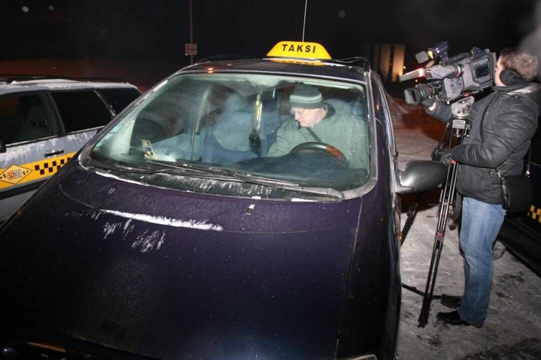 Policija baus protesto akcijoje dalyvavusius taksistus