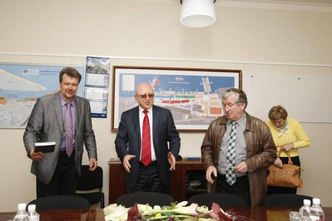 Klaipėdos politikai įmonės „Bega“ prašė laistyti gatves