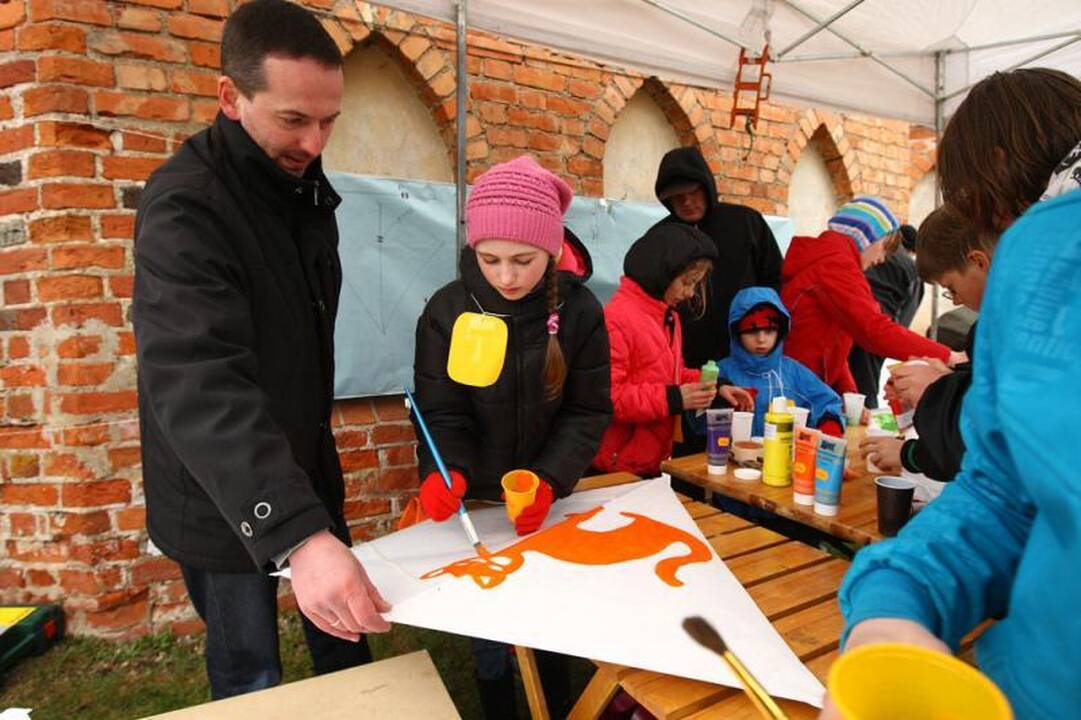 Blogas oras aitvarų šventės Zapyškyje nesužlugdė