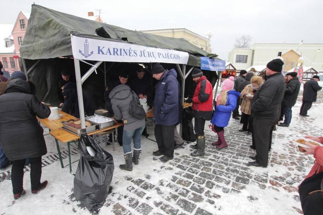 Pūga neatvėsino klaipėdiečių noro paskanauti žuvienės  