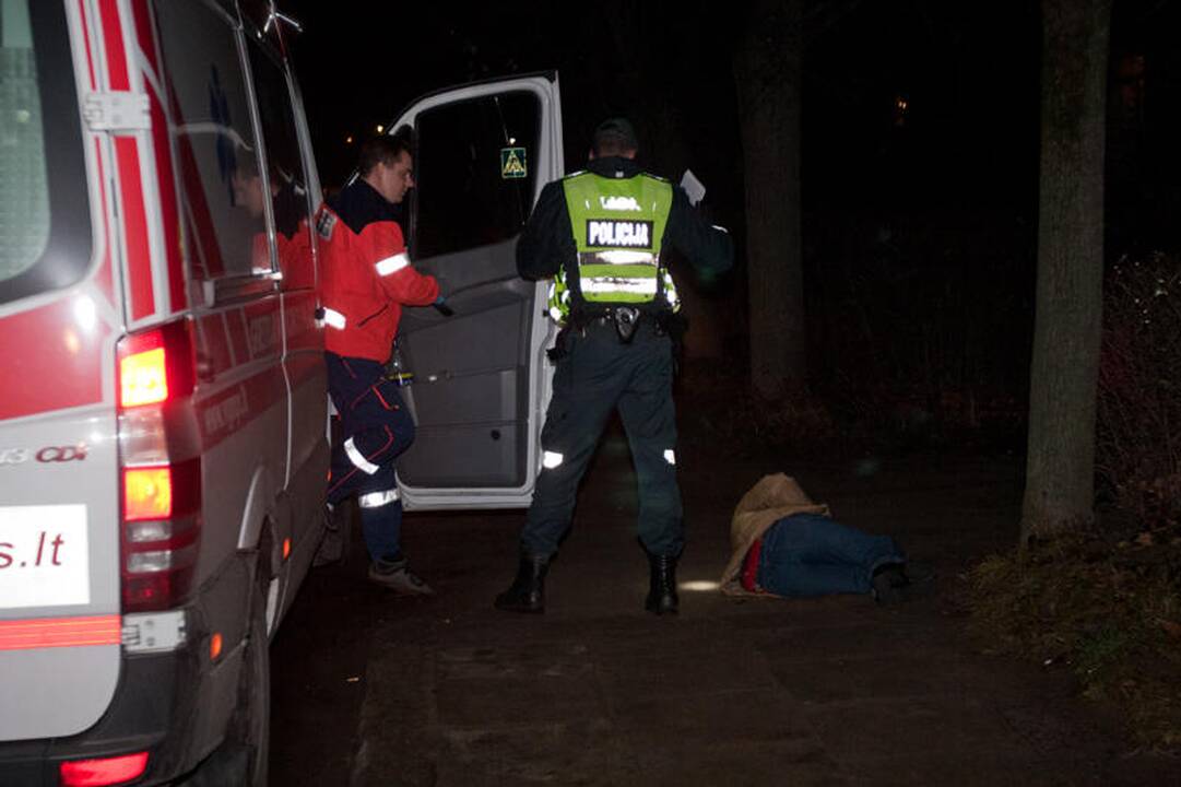 Per gaisrą Salininkuose žuvo vienas žmogus, du smarkiai apdegė
