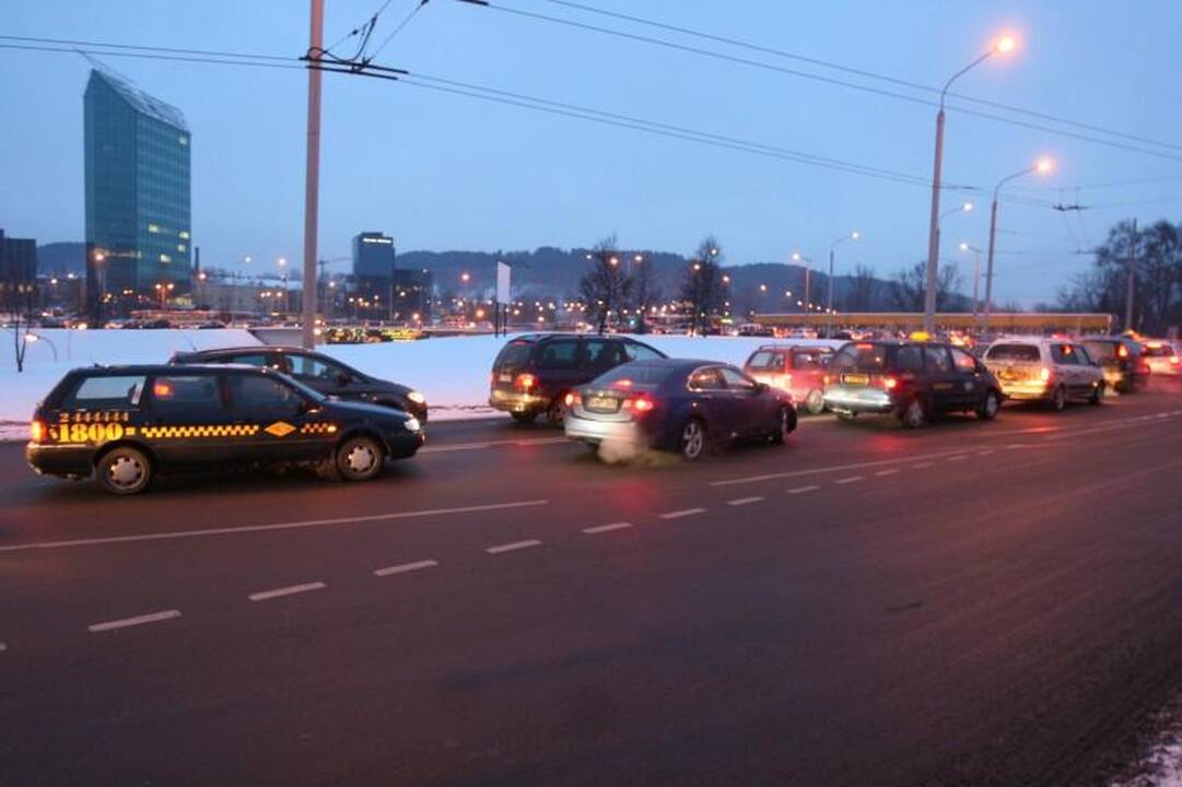 Policija baus protesto akcijoje dalyvavusius taksistus