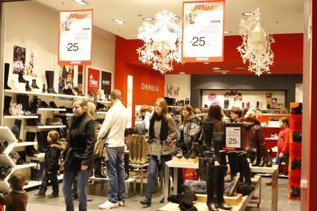 "Jamam": klaipėdiečiai "Akropolio" parduotuvėse tuštino lentynas