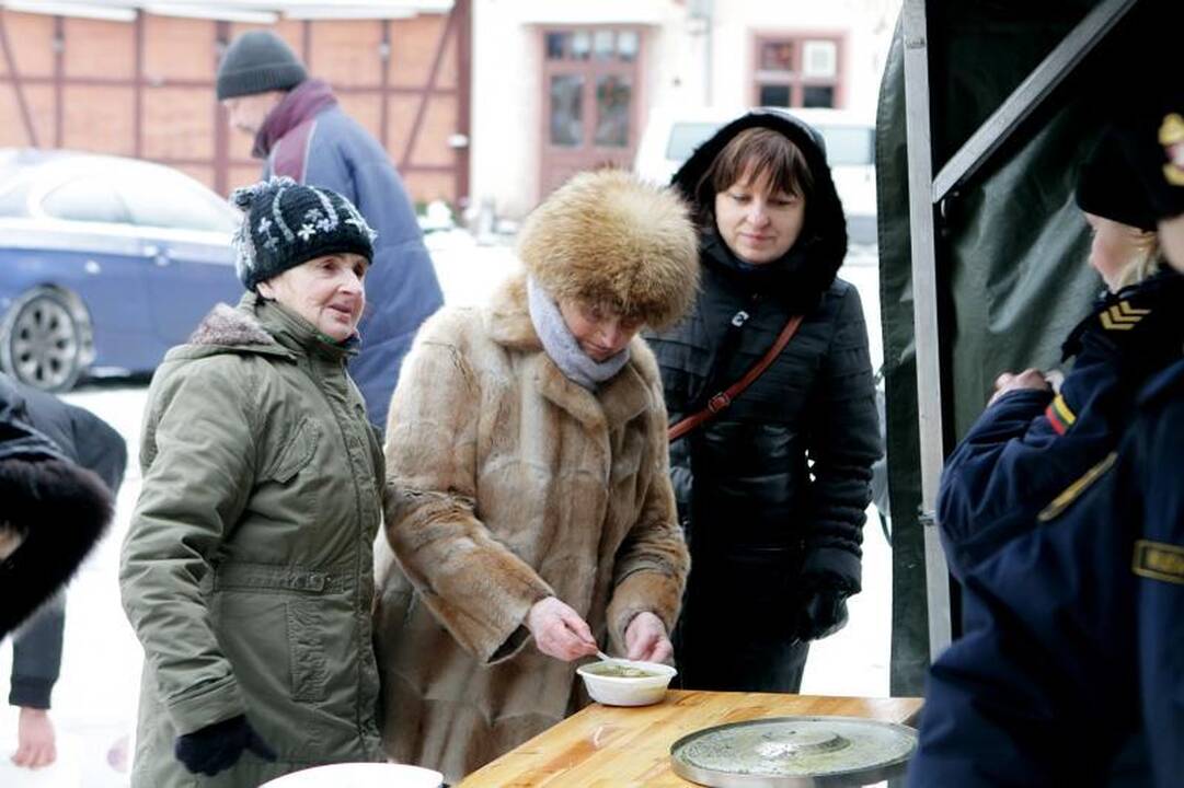 Pūga neatvėsino klaipėdiečių noro paskanauti žuvienės  