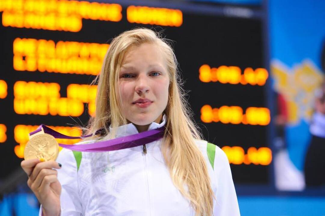 Fantastika: penkiolikmetė R.Meilutytė - olimpinė čempionė!
