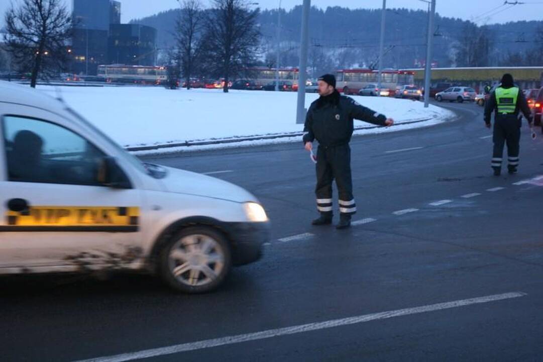Policija baus protesto akcijoje dalyvavusius taksistus