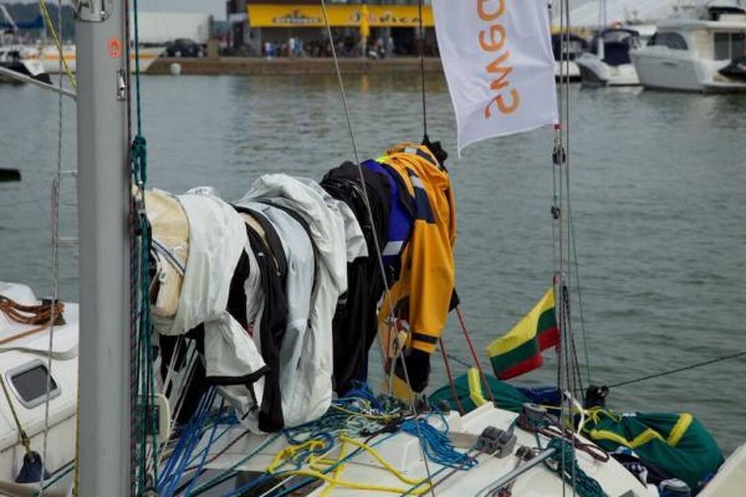 „Kuršių marių“ regata: varginančio etapo finišas – kone po paros