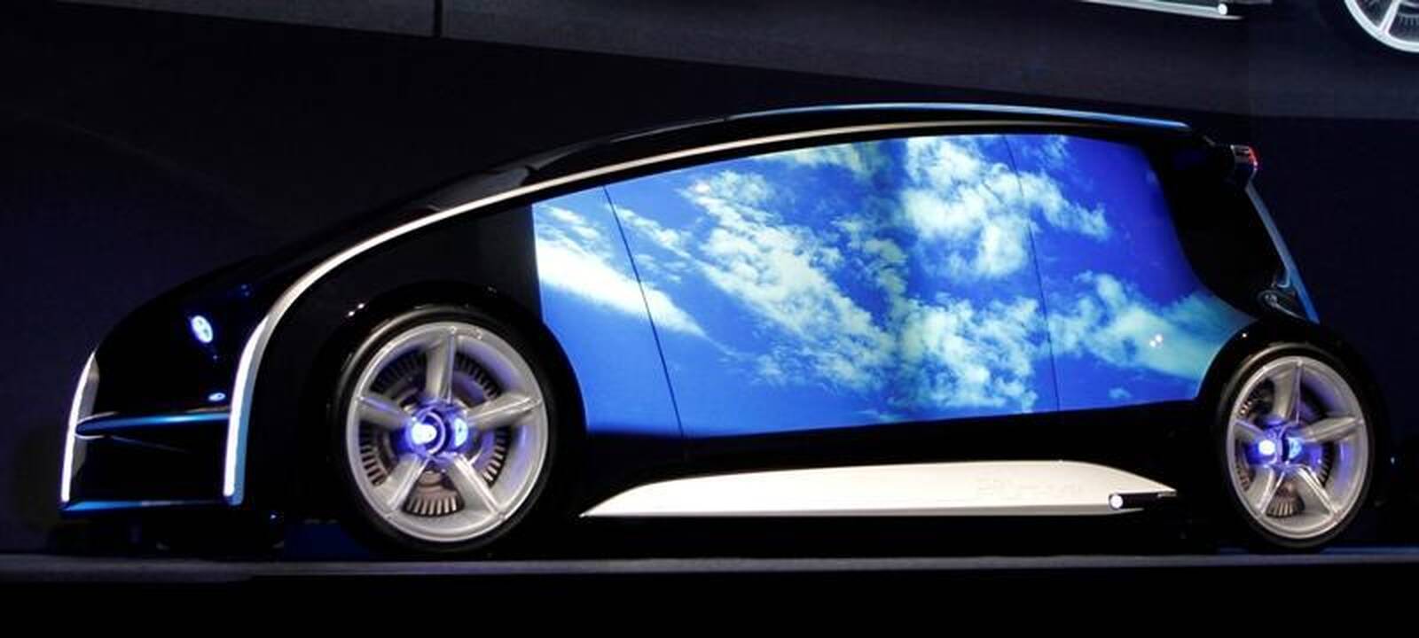 Tokijo automobilių paroda: kokios staigmenos laukia lankytojų?