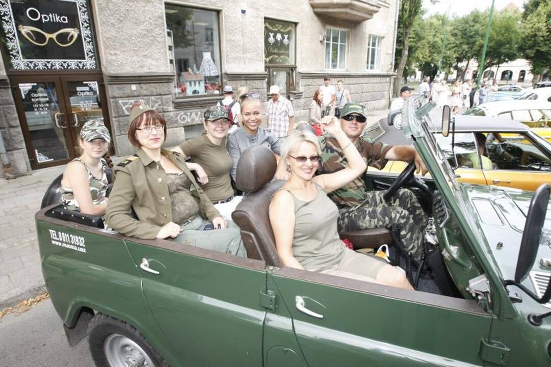 Susidūrus motociklams, nukentėjo du žmonės