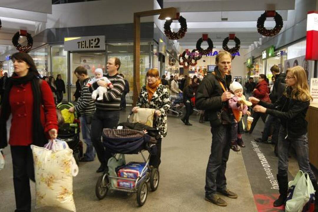 "Jamam": klaipėdiečiai "Akropolio" parduotuvėse tuštino lentynas