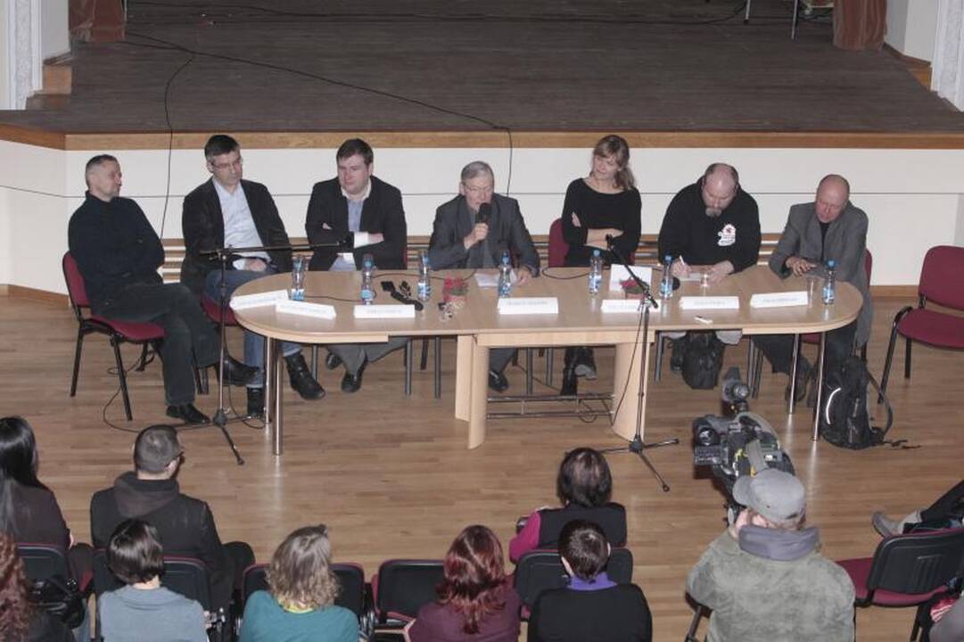 Politologas: tautiškumo idėjos šaliai reikalingos