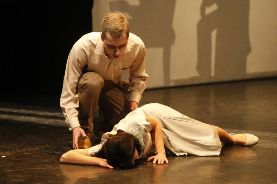 Klaipėdos dramos teatro premjeroje – gyvenimo skrodimas