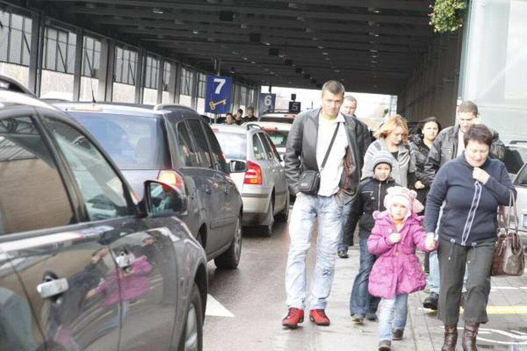 "Jamam": klaipėdiečiai "Akropolio" parduotuvėse tuštino lentynas