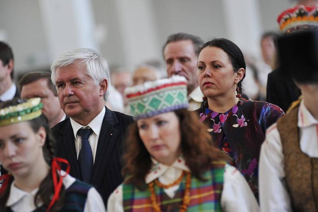 J.Brazaičio palaikų perlaidojime dabartinių šalies vadovų nebuvo