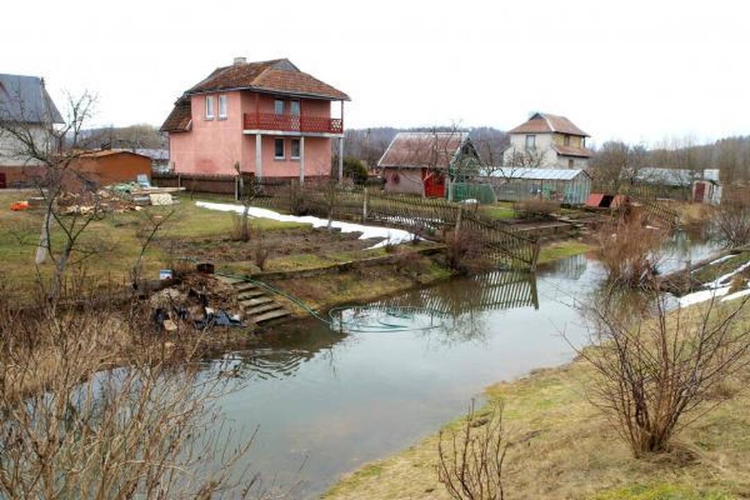 „Pakrantės“ sodų keliai – po vandeniu