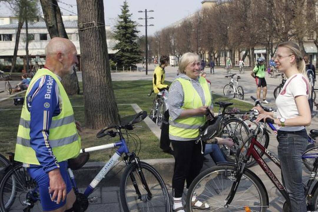 Kauno dviratininkų parade – keli šimtai dalyvių (papildyta)  
