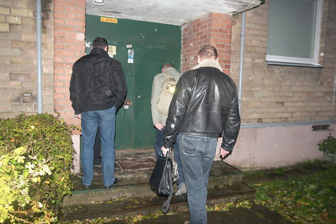 Į galvą tėvą nušovęs vilnietis pasidavė policijai