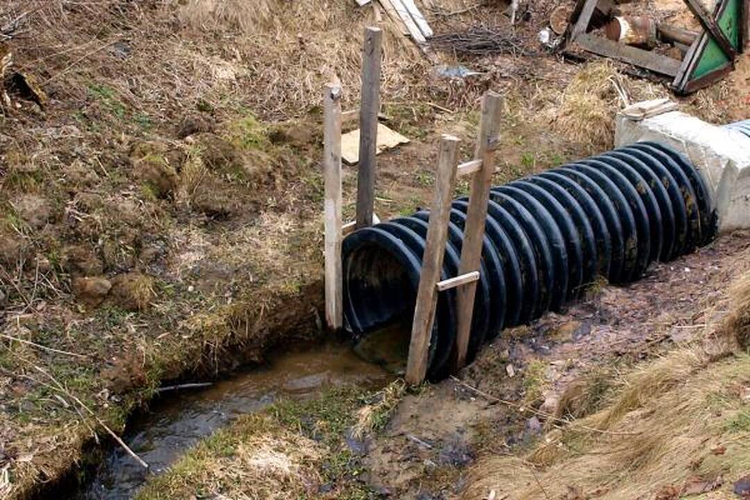 „Pakrantės“ sodų keliai – po vandeniu