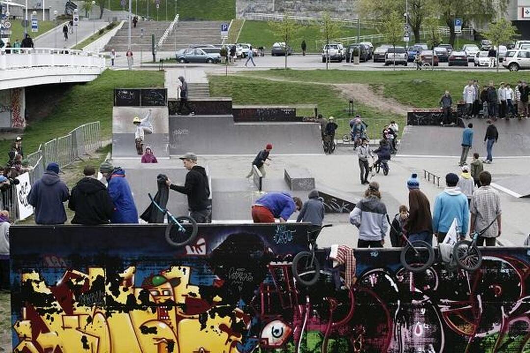 Vilniuje atidarytas riedlentininkų sezonas