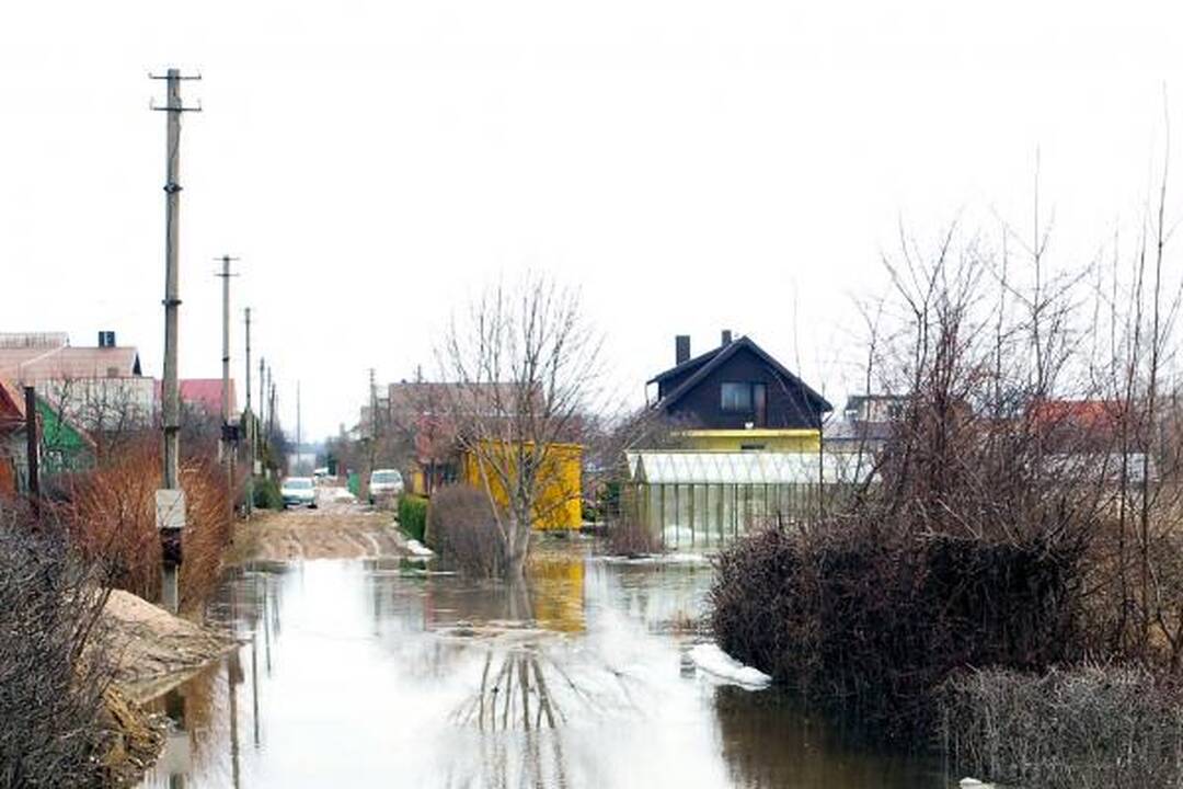 „Pakrantės“ sodų keliai – po vandeniu
