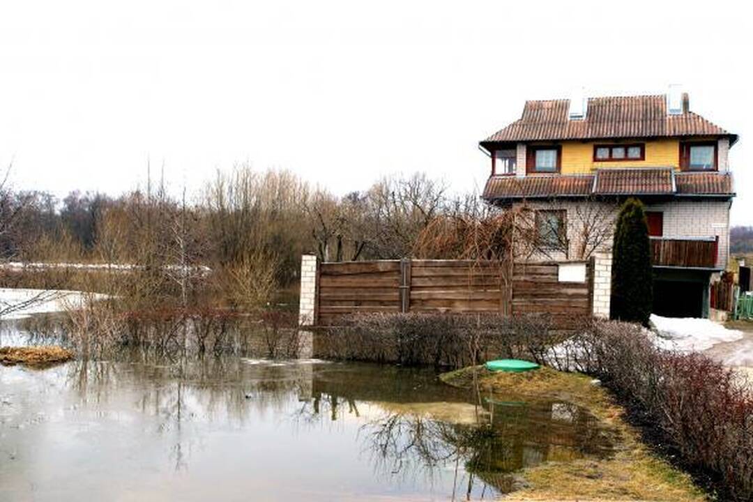 „Pakrantės“ sodų keliai – po vandeniu
