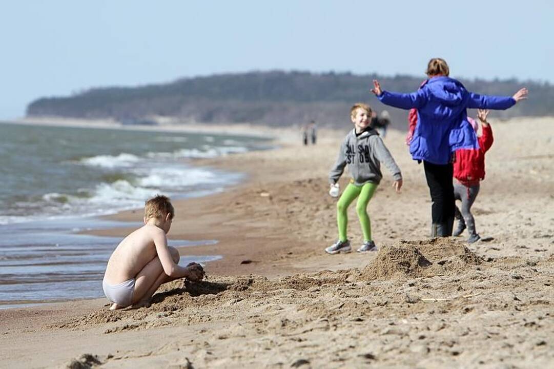 Klaipėdiečiai atidarė paplūdimių sezoną 